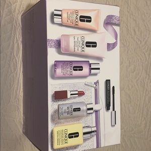 Clinique Fan Favourites gift set